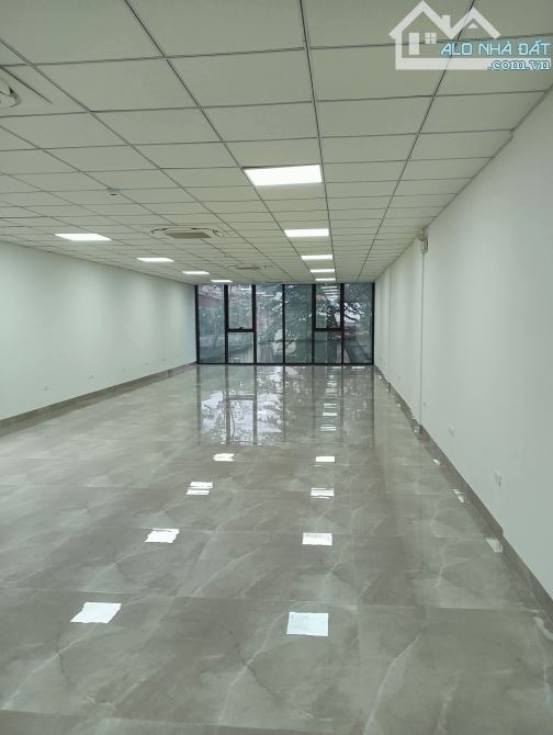 Cần bán gấp Tòa VP Mặt Phố Triệu Việt Vương dt: 150m2 x 9 Tầng Mt:6.5m Giá chào bán 190 Tỷ - 2