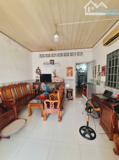 2Tỷ690 🔥👉 Nhà gần Cụm Trường Các Cấp__hẻm ba gác cách đường Nguyễn Văn Trỗi chỉ 100m - 2
