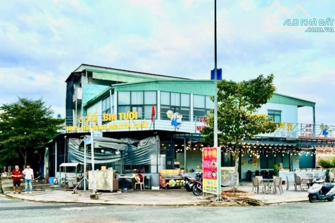 HẠ GIÁ - NỀN ĐẤT NHÀ PHỐ VƯỜN MINI NGAY KHU DÂN CƯ HƯƠNG SEN SỔ HỒNG RIÊNG XÂY 3 TẦNG - 2