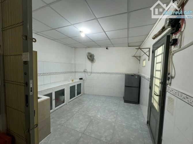 Phòng đẹp đủ nội thất, 1PN tách bếp 30m2, gần ĐH Văn Hiến Q.Tân Phú - 2