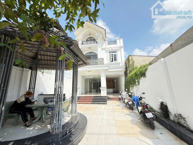 30tr/m2 nhà 4pn,hẻm xe hơi,view sông.chủ cần bán gấp để giá tốt,đang vay bank 5ty - 2
