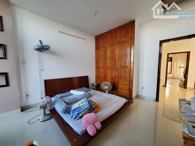 Bán nhà 187m2 mặt tiền Võ Nguyên Giáp, gần biển ngay Furama Resort, Khuê Mỹ - 2