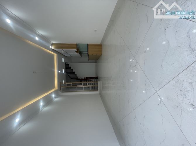 Bán nhà vành đai 3.5 33m2 4 tầng có ô chờ thang máy 2 thoáng 30m ô tô đỗ ngày đêm 4 tỷ 25 - 2