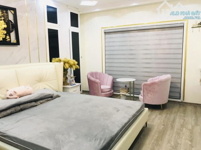 BÁN GẤP NHÀ PL 5 TẦNG HOÀNG QUỐC VIỆT. DT: 50M2,NGÕ TRƯỚC NHÀ Ô TÔ TRÁNH CHẠY VÒNG QUANH - 2