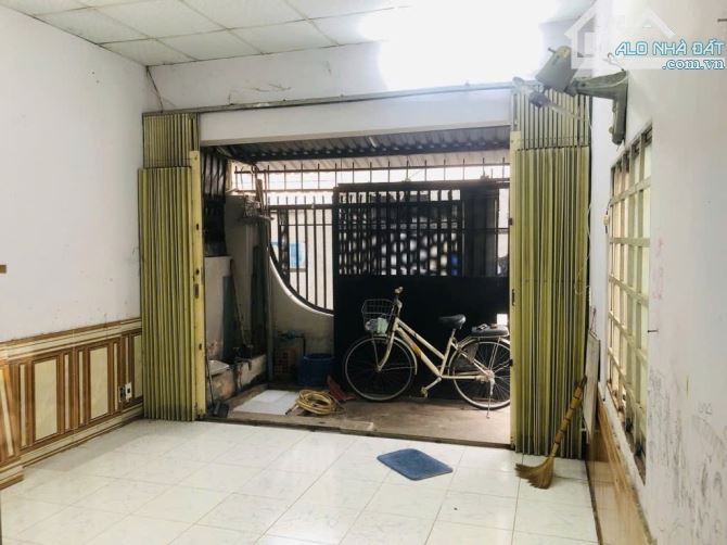 Bán nhà Cấp 4 đường THẠNH XUÂN 21, phường THẠNH XUÂN, Q12, dt72m²(4,8x15). Hẻm ô tô - 2