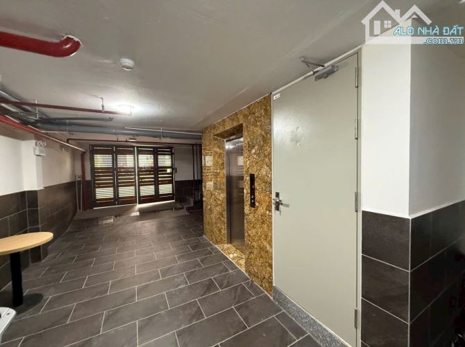 BÁN TOÀ CĂN HỘ DỊCH VỤ VÕNG THỊ, 95M2, 8 TẦNG THANG MÁY, DOANH THU 140TR/TH, GIÁ 29 TỶ - 2