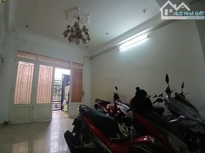 BÁN NHÀ 4 TẦNG ĐANG KINH DOANH, NHÀ PHỐ THỦ ĐỨC, THU NHẬP ỔN ĐỊNH 25TR/THÁNG, CHỈ 10 TỶ TL - 2