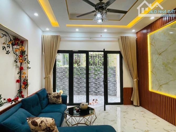 7.65 TỶ - 46M - NHÀ ĐẸP PHỐ KIM NGƯU - 4 TẦNG  FULL NỘI THẤT - 2