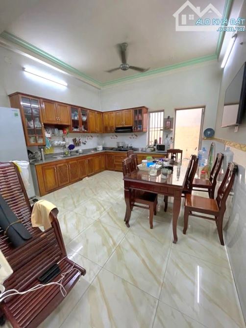 MẶT TIỀ.N CẠNH NGUYỄN SƠ.N - KINH DOAN.H - NH - ( 4.5X31M ) - 2