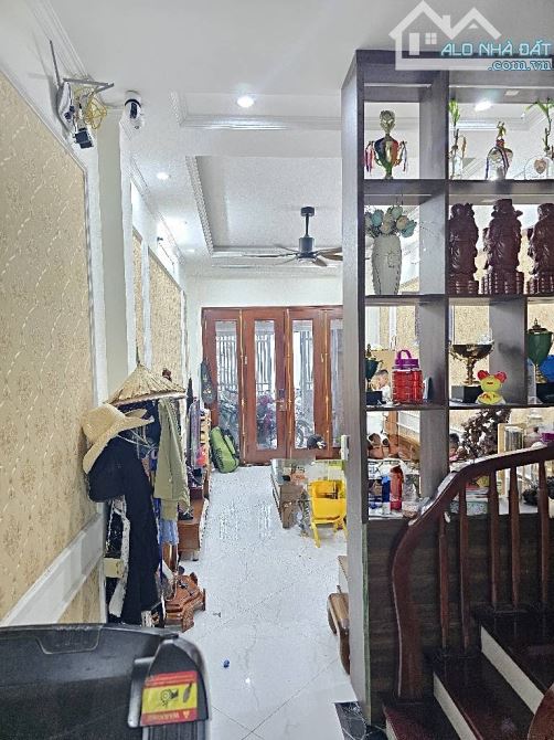 Nhà đẹp ngõ ô tô - 5 tầng - 6 ngủ - Thịnh Liệt - Sổ đỏ chính chủ - Ở ngay - 2