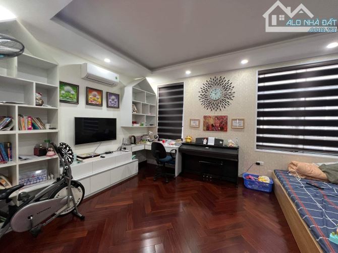 Bán nhà mặt đường Lê Hồng Phong Hà Đông, 70m2*5T, mặt tiền 5m, Phân lô, Kinh doanh, 30 tỷ - 2