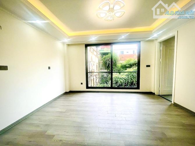 GIẬT MÌNH ĐẬP HỘP NHÀ 6 TẦNG THANG MÁY PHỐ TÂY SƠN - MẶT TIỀN ĐÁNG GIÁ - 5M GẶP Ô TÔ - 2
