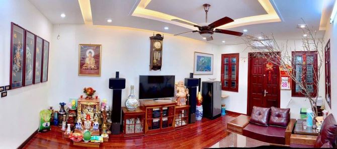 Nhà Trần Khát Chân - dân xây - ngõ nông, rộng, thẳng - 20m ra ôt tránh - 63m - 18.9 tỷ