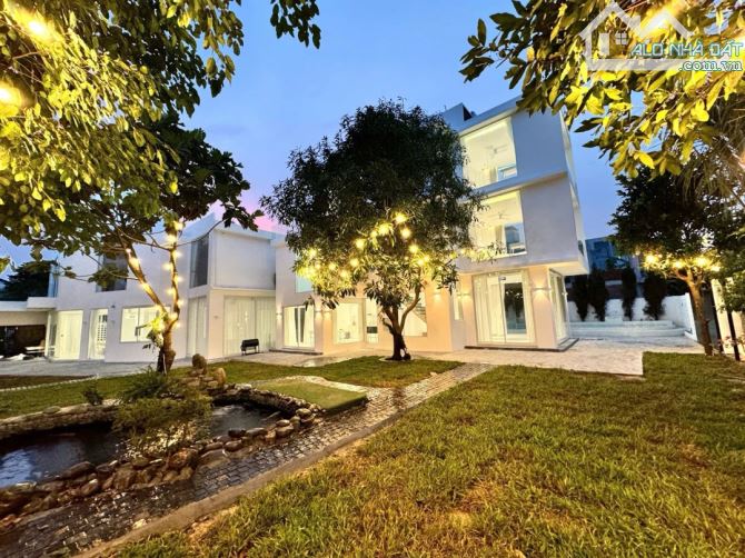 BÁN VILLA LÔ GÓC 3 MẶT TIỀN ĐƯỜNG KHUÊ KỸ - NAM VIỆT Á. - 30