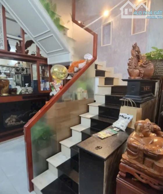 NHÀ BÁN HXT TRẦN VĂN QUANG - TÂN BÌNH - DT 100M2 - 4 TẦNG - CHỈ 10 TỶ HƠN. - 2