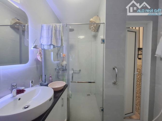 Nhà đẹp 4 tầng, 42m, ở sướng, kinh doanh đỉnh cao, ô tô vào nhà, Khương Trung - 3