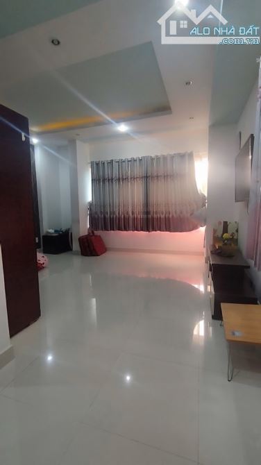 Bán Nhà 127m2 , Ngang 9M , 3 TẦNG Huỳnh Tấn Phát , Nhà Bè , Chỉ 5 Tỷ 7 - 3