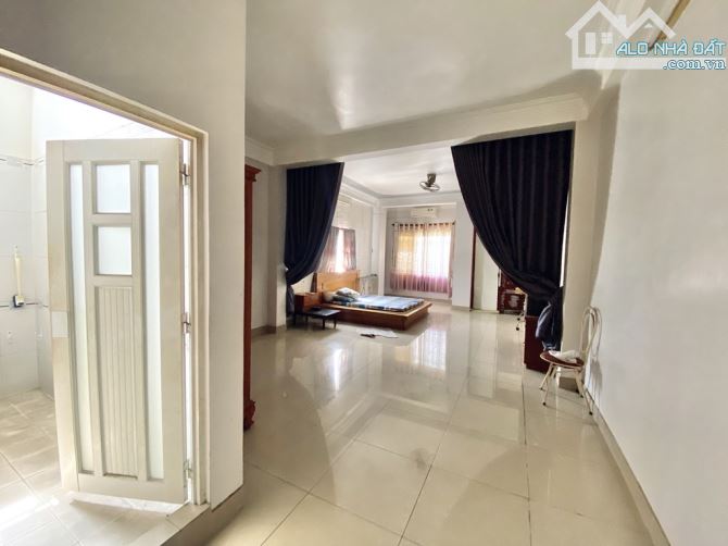 Vị trí TRUNG TÂM, phân lô hẻm 7m thông PHẠM HUY THÔNG 90m2  N4.2m chính chủ bán GIÁ TỐT - 3