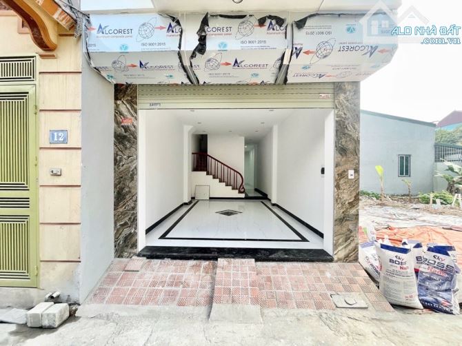 BÁN NHÀ XÂY MỚI 5 TẦNG THANG MÁY X50m2 oto qua nhà ngõ thông , sát KDT hinode kim chung - 3