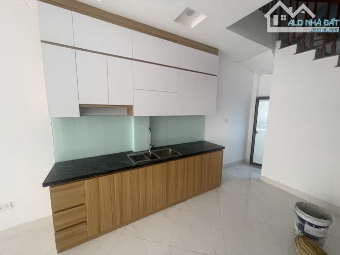 Bán nhà vành đai 3.5 33m2 4 tầng có ô chờ thang máy 2 thoáng 30m ô tô đỗ ngày đêm 4 tỷ 25 - 3