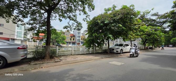🔥LÔ GÓC NGỌC THỤY LONG BIÊN  ÔTÔ TRÁNH KD - SÁT KĐT KHAI SƠN - SỔ HOA HẬU - CHỦ NHIỆT BÁN - 3