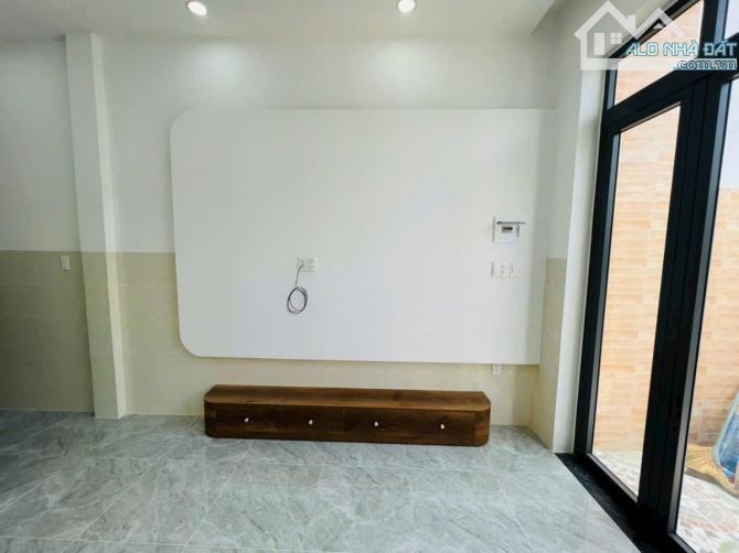 💥nhà ngang rộng đẹp như mới –Xã Tân Hiệp Hóc Môn – 869Tr với 92m2 1 trệt 1 lầu Sổ Riêng - 3