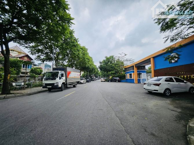 Kim Quan Thượng- Nhà 2 tầng 2 ô tô đỗ cửa, nở hậu- Chẵn 7 tỷ - 3