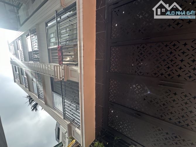 💥NHÀ DÒNG TIỀN * GẦN PHỐ HOÀNG QUỐC VIỆT * 45TR /tháng * CHÀO 9.5 TỶ💰 - 3
