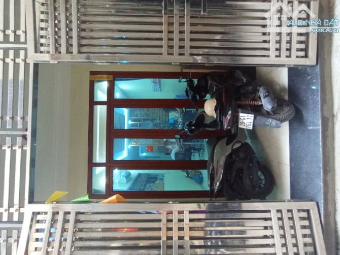Bán nhà Mỹ Đình - 51m2 - lô góc - 5 tầng - cho thuê Vp - Kinh doanh 0n - nhỉnh 12 tỷ - 3