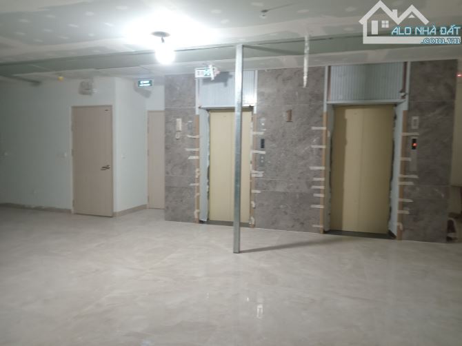 Bán toà nhà mặt phố Nguyễn Hữu Thọ 240m2 xây dựng 9 tầng, mặt tiền 10m Giá 205 tỷ - 4