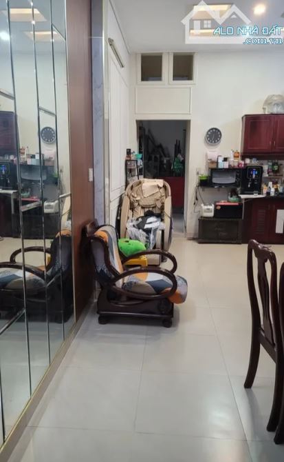 NHÀ BÁN HXT TRẦN VĂN QUANG - TÂN BÌNH - DT 100M2 - 4 TẦNG - CHỈ 10 TỶ HƠN. - 3