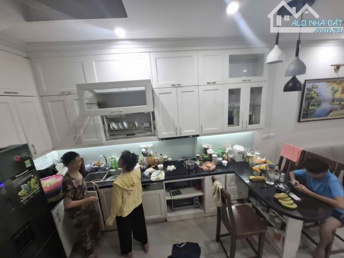 Nhà đẹp 4 tầng, 42m, ở sướng, kinh doanh đỉnh cao, ô tô vào nhà, Khương Trung - 4