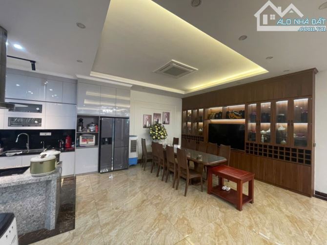 BÁN NHANH BĐS Ở KẾT HỢP KINH DOANH, MB 530, HẠC THÀNH. DT 160M2, MT 10M, 3 TẦNG. - 4