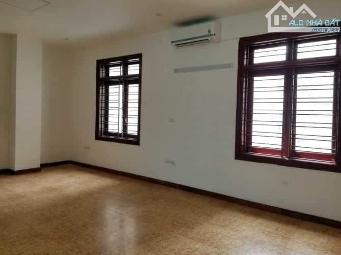 CHO THUÊ VĂN PHÒNG TẠI TRƯƠNG CÔNG GIAI 25M2 - 50M2 GIÁ CHỈ TỪ 4,5TR - 8TR / THÁNG - 4