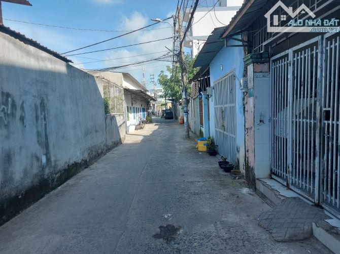 Nhà Bán Trung Mỹ Tây Quận 12 - Cấp 4 - 3.7 x11.5m sổ đẹp giá 3.3 tỷ - 4