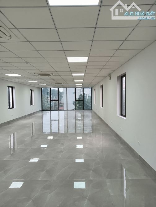 Cần bán gấp Tòa VP Mặt Phố Triệu Việt Vương dt: 150m2 x 9 Tầng Mt:6.5m Giá chào bán 190 Tỷ - 4