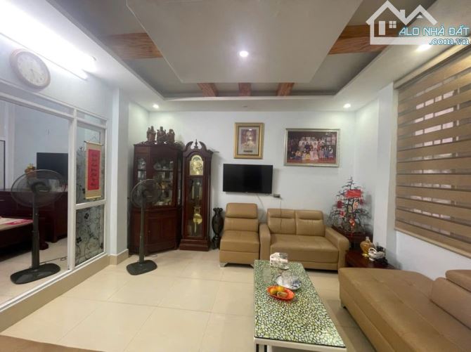 Hàng hiếm Tam Khương, Đống Đa, ô tô đỗ, lô góc, 3 thoáng, 27m2, chào 9 tỷ - 4