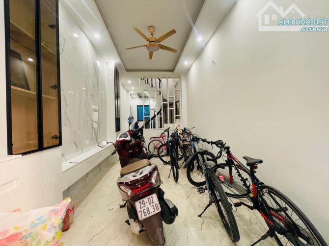 BÁN NHÀ PHỐ VŨ TÔNG PHAN – 38M² x 5 TẦNG – GIÁ CHỈ 9,28 TỶ - 4