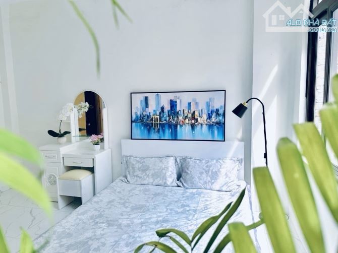 NGÕ 155 CẦU GIẤY - 48M - 6 TẦNG - THANG MÁY - 20M RA Ô TÔ TRÁNH - 12 PHÒNG KHÉP KÍN - 4