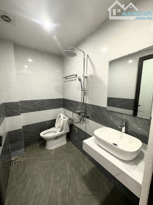 Nhà đẹp - Lô góc - Mới tinh - Ngõ Nông Rộng Thoáng - ô tô con lùi tận cửa nhà tại Vĩnh Hưn - 4