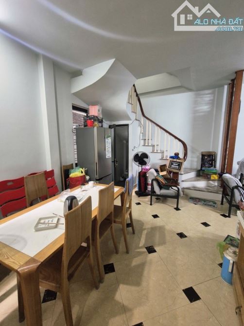 Bán nhà phố trương định 45m2 5 tầng còn mới - giá 9.5 tỷ - 5