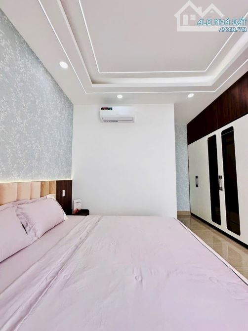 Căn 2 Mặt Tiền Luxury 1 trệt 1 lửng 3 lầu , 4 Phòng Ngủ - 6WC , Tx38 Q12 - 5