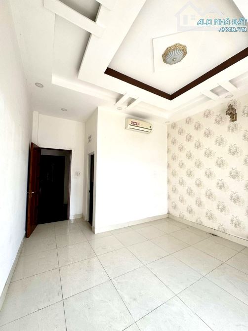 BÁN NHÀ 4 TẦNG TRƯỜNG THỌ - GA METRO - 56M2 4PN - KHU DÂN TRÍ CAO - NHỈNH 7 TỶ - 5