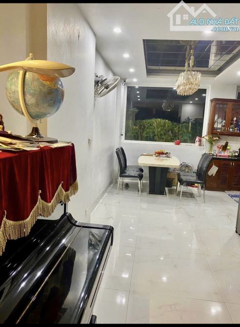 Bán nhà phân lô Khuất Duy Tiến, Thanh Xuân 55m MT4,1 2 mặt ngõ 2 Ô TÔ tránh HẠ SỐC 17 tỷ - 5