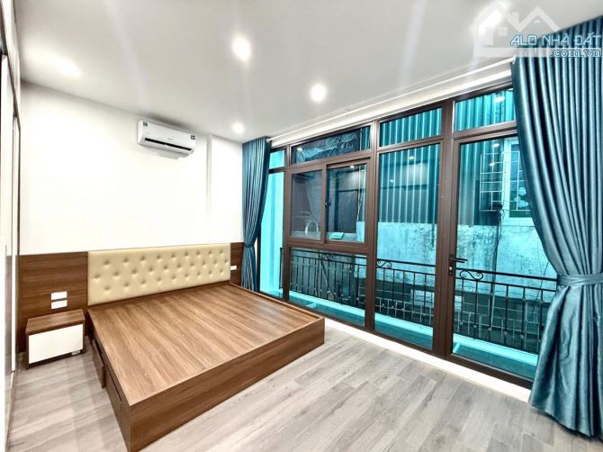 ĐỐNG ĐA-NHÀ DÂN XÂY - MẶT TIỀN RỘNG - NGÕ THÔNG - GẦN PHỐ - NỘI THẤT ĐẸP - 5