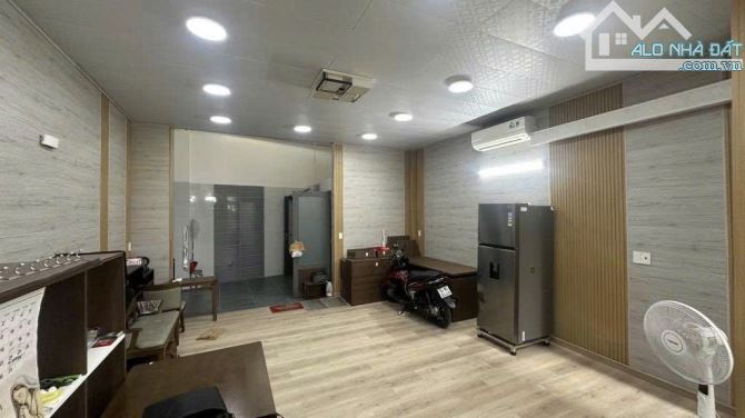 Nhà cấp 4 đường TÂN THỚI NHẤT 02 phường TTN Q12, dt 136,3m2 (5m/5,5mx25,5m) Hẻm 5m - 5