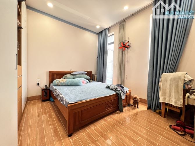 SIÊU PHẨM CĂN GÓC KHÔNG LỘ GIỚI - 3 TẦNG, NHÀ ĐẸP LINH XUÂN, THỦ ĐỨC, CHỈ 5.3 TỶ. - 6