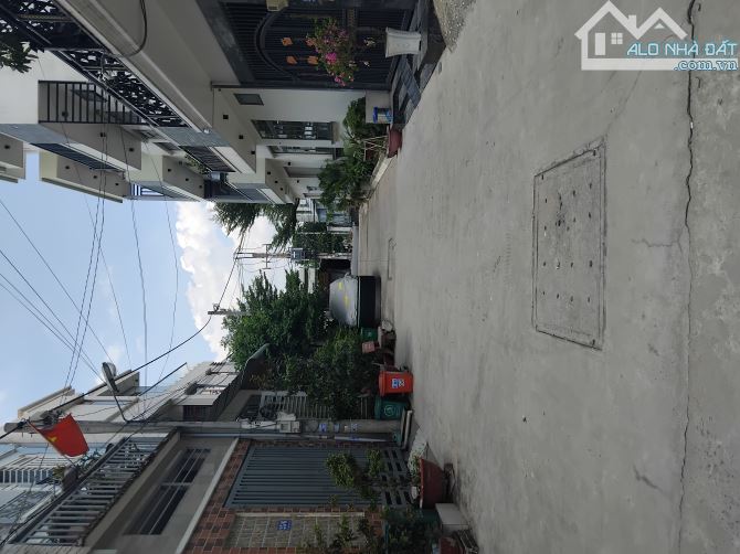 Nhà 4 tầng 50m²,Q12 Thạnh Xuân 25 gần UBND Thới An(mới),khu nhà cao tầng, chỉ 5.8 tỷ - 6