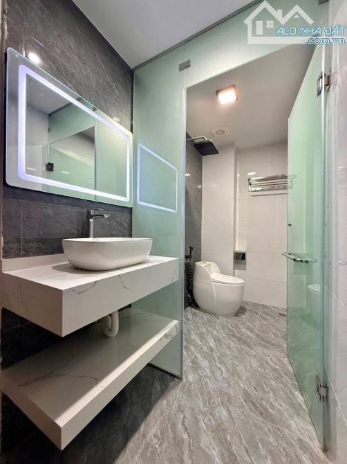 ĐỐNG ĐA-NHÀ DÂN XÂY - MẶT TIỀN RỘNG - NGÕ THÔNG - GẦN PHỐ - NỘI THẤT ĐẸP - 6
