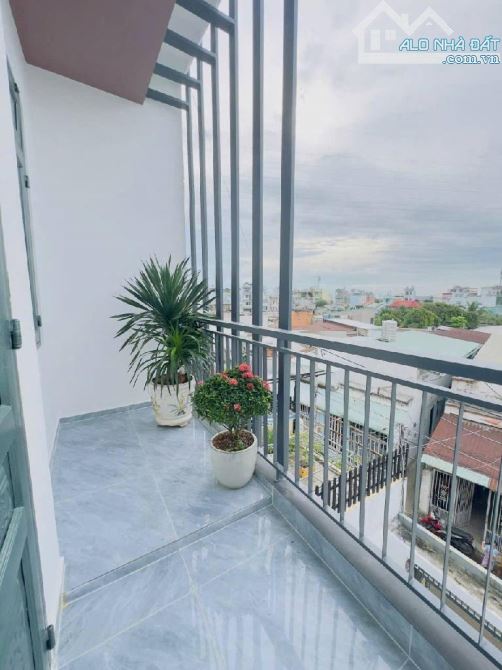 Nhà 4 tầng 1/ đường NGUYỄN THỊ BÚP phường TCH Q12 dt 124,4m2 (4mx32m) Hẻm Ôtô💰 5,9Tỷ - 6